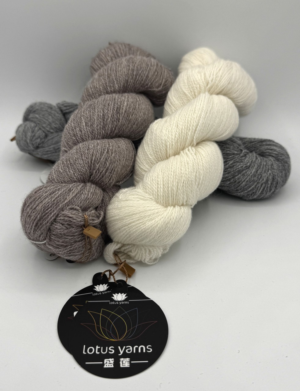 LOTUS YARNS Cashmere Lace 55g